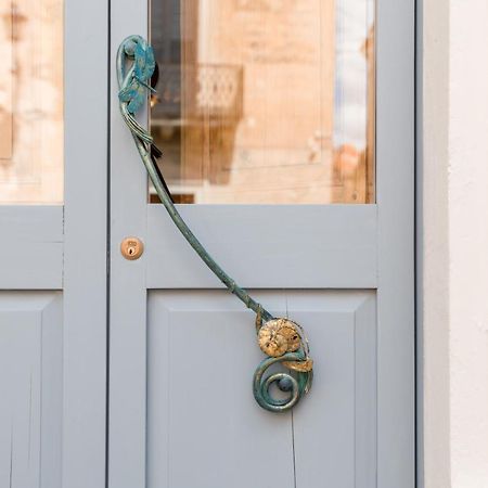 Litium 3 Bed & Breakfast Lecce Exterior photo
